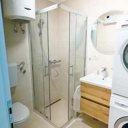 Amber Apartman